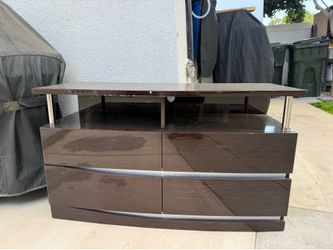 TV drawer / Dresser