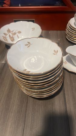 Full Set Gold Rimmed Camelot Fine China Summer Breeze