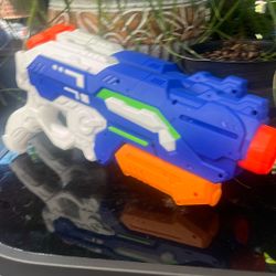 2 Super Water Gun