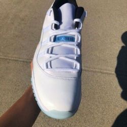 Air Jordan 11 Retro Low 