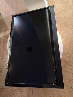 Vizio TV 47 inch