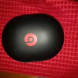 Beats Headphone Case [TRADES OE GOOD DEAL] *HEADPHONES SIZE*