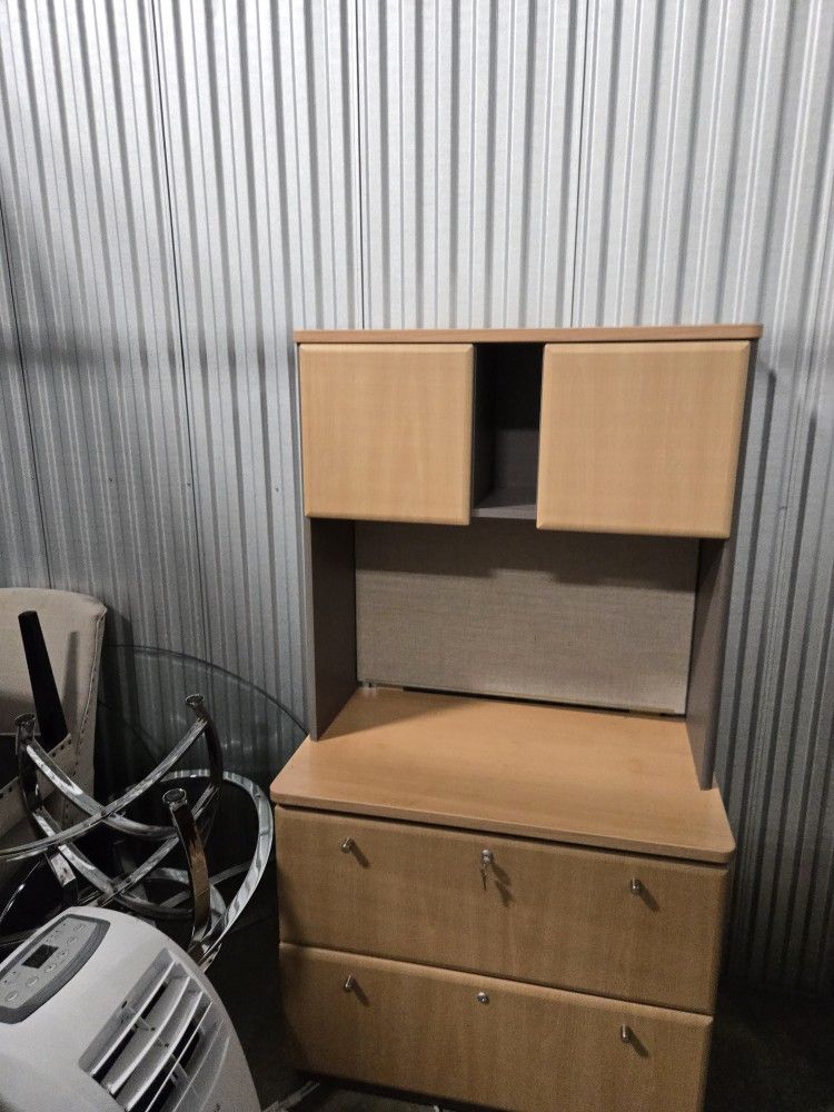 Computer  With 2 Big Drawer