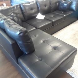 New Sectional Sofa With Genuin Leatheri