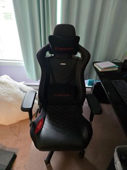 NobleChair Epic Gaming Chair