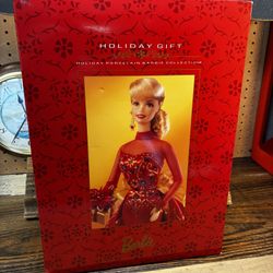 1998 Barbie Numbered Edition Porcelain Doll #24060