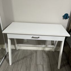 Makeup White Desk