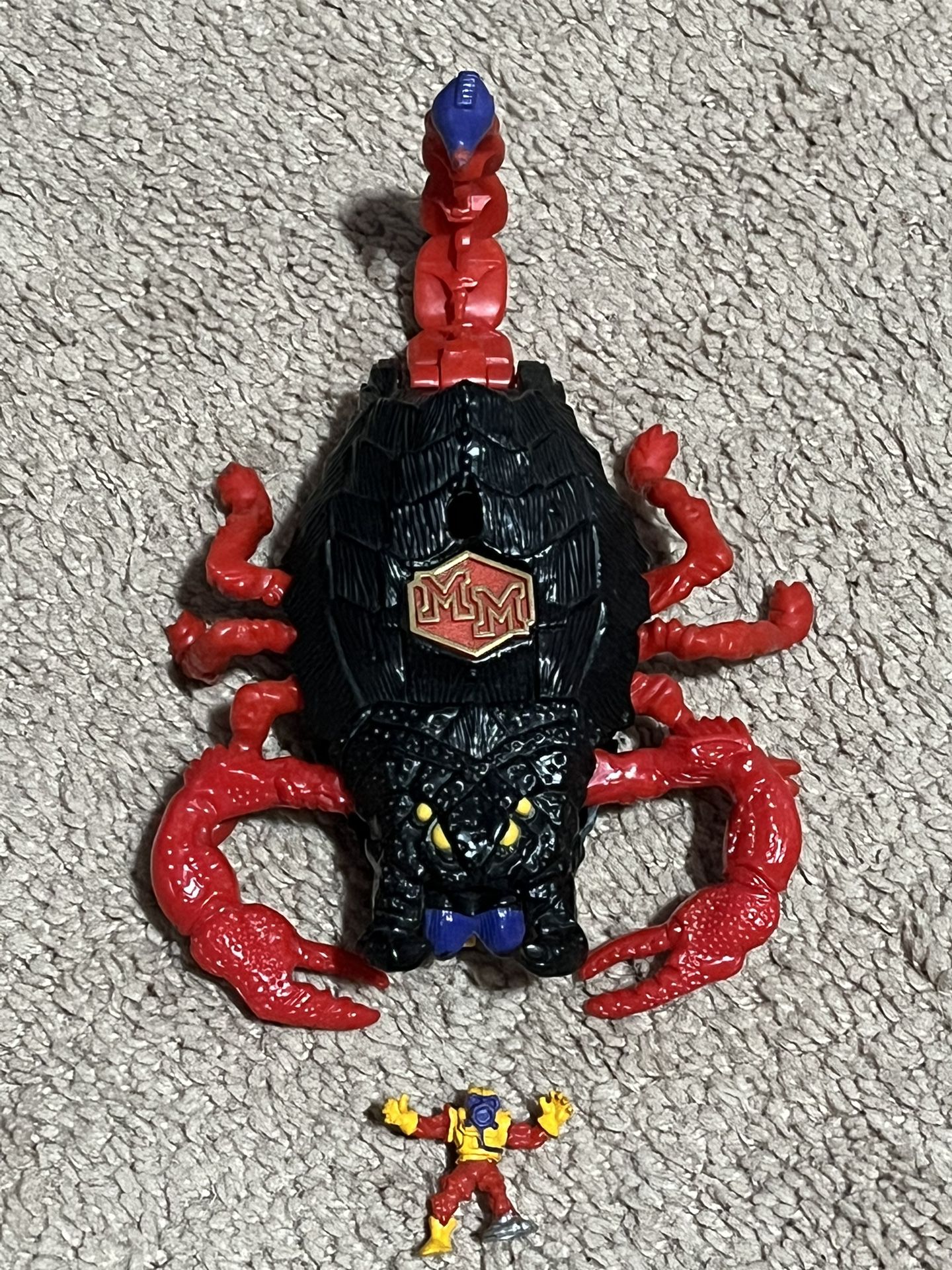 Mighty Max Stings Scorpion Play Set 