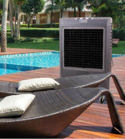 Hessaire
5,300 CFM 3-Speed Portable Evaporative Cooler (Swamp Cooler) for 1,600
sq. ft.
