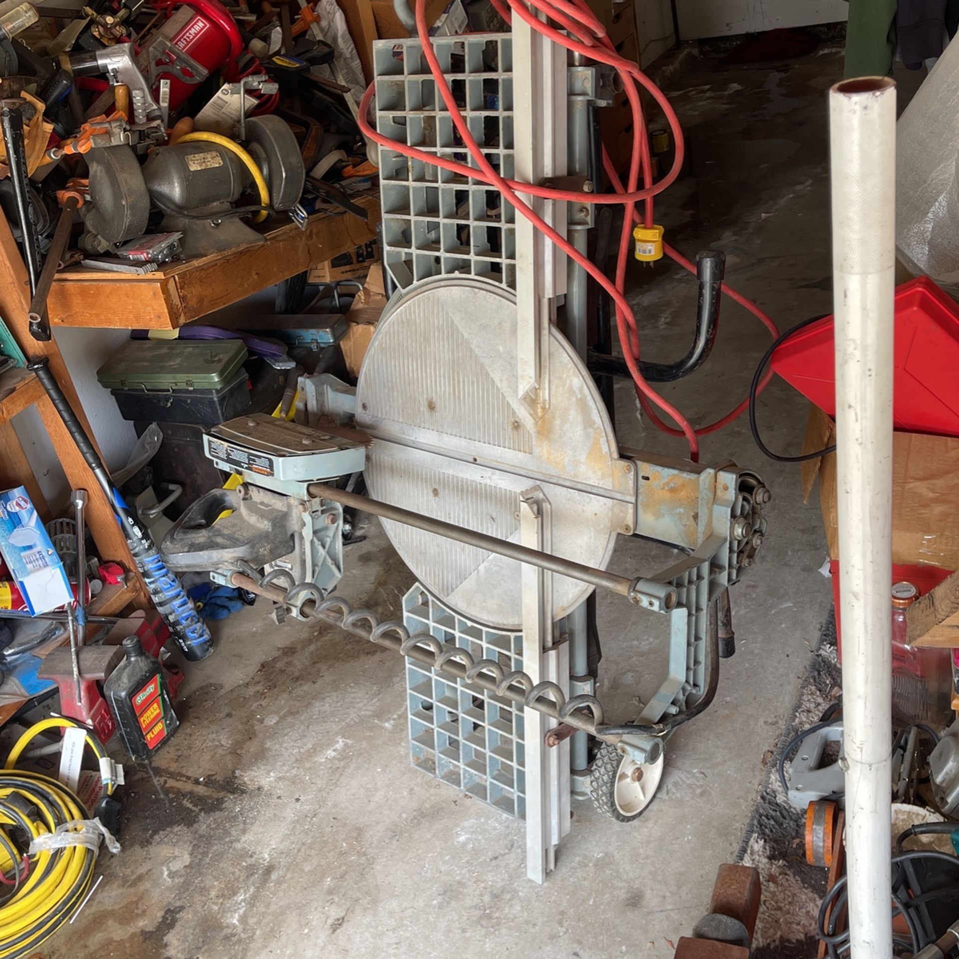 Delta sawbuck Frame And Trim Saw