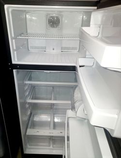 Top-Freezer Refrigerator Stainless steel