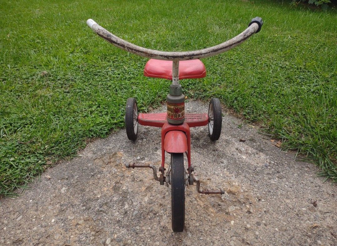 Vintage 1950s 1960s Murray Tricycle ride on pedal toy trike all original, works