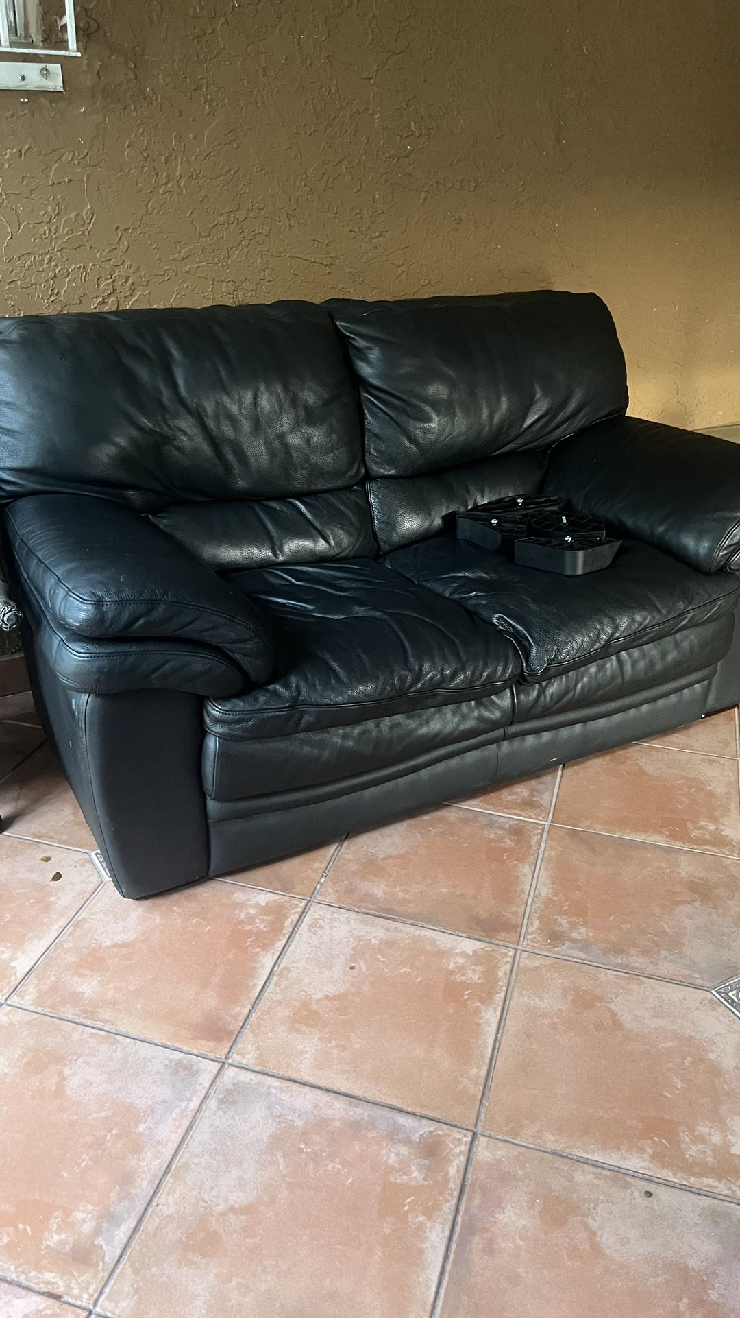 Leather Couch Made In Italy $400
