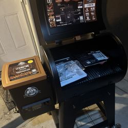 Pit Boss Smoker 500 Sq New