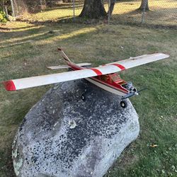 VINTAGE RC RADIO CONTROLLED AIRPLANE - SUPERTIGRE 40 GAS POWERED ENGINE - 4 FOOT WINGSPAN