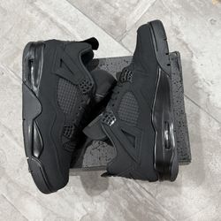 Jordans Retro 4’s Black Cats 2025 Mens Sizes 8M/8.5M/9M/9.5M/10M/10.5M/11M