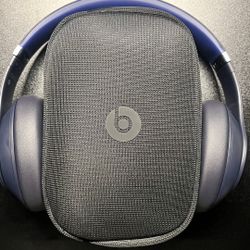 Beats Studio Pro Wireless Heaphones - Navy
