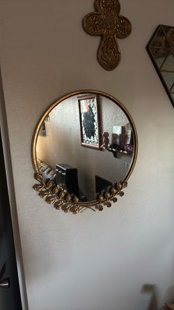 Antique circle floral mirror