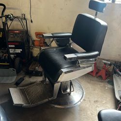 Barber Chair  Used  , Best Offer Takes It 