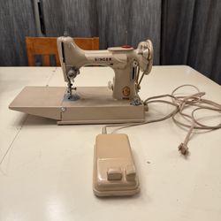 Singer Seeing Machine 