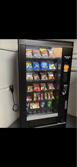 Crane National 158/168 snack vending machines- Cantaloupe Card Reader- Ready to go