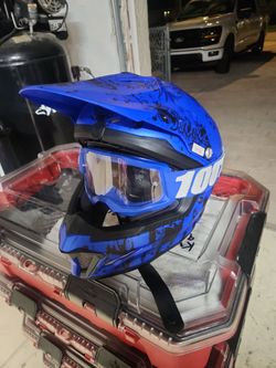 Helmet and goggles dirt bike/ ATV