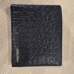 Calvin Klein Leather Wallet – New in Box