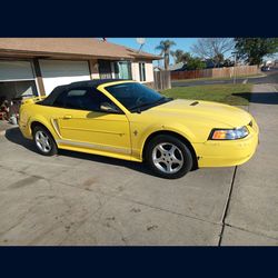 2001 Ford Mustang