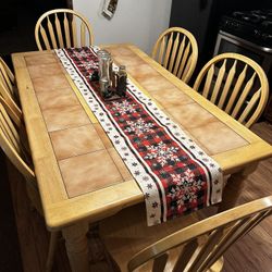 Kitchen Or Dining Room Table