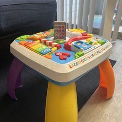 Fisher Price - Learning Table 6-36 Months