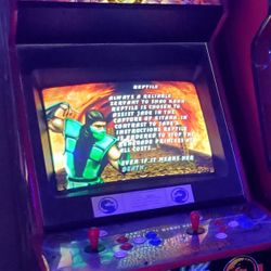 Midway Ultimate Mortal Kombat 3 Arcade Machine