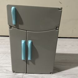 Small Toy Fridge 