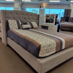 Queen Size Bed 
