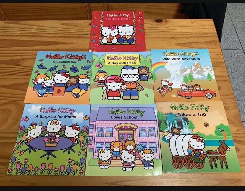 Hello Kitty 7 Books