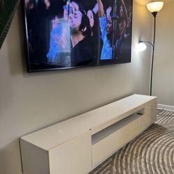 75-Inch TV – Big Screen, Great Condition 