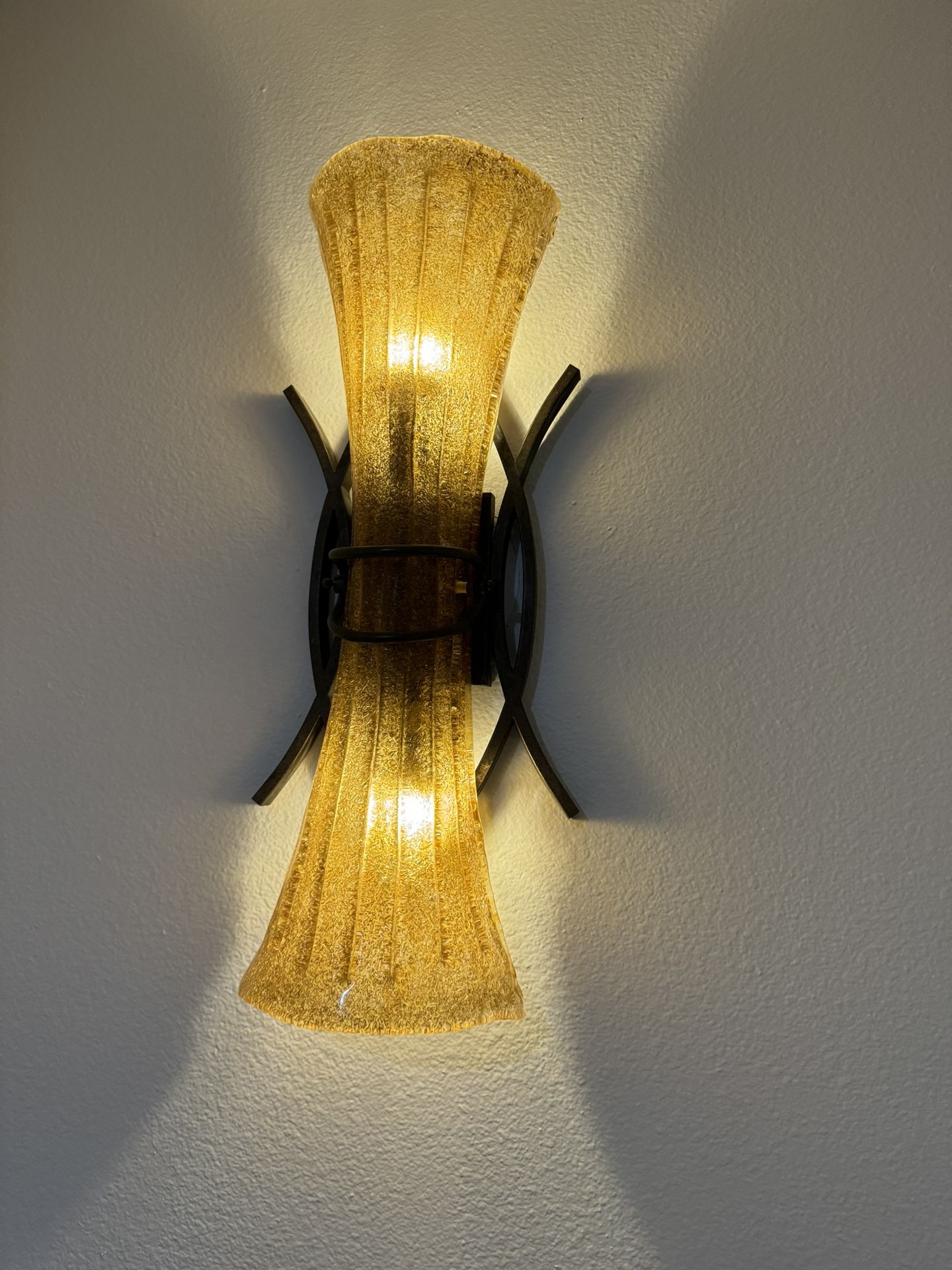 MODERN WALL LIGHTS