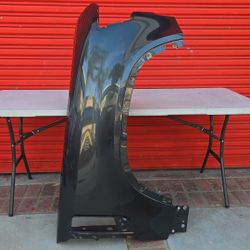 Land Rover Defender Right Side Fender 2020-2023