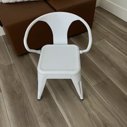 Metal Farmhouse Kids Chair $15