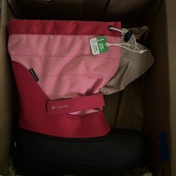 Columbia Snow Boots - Girls Size 5 