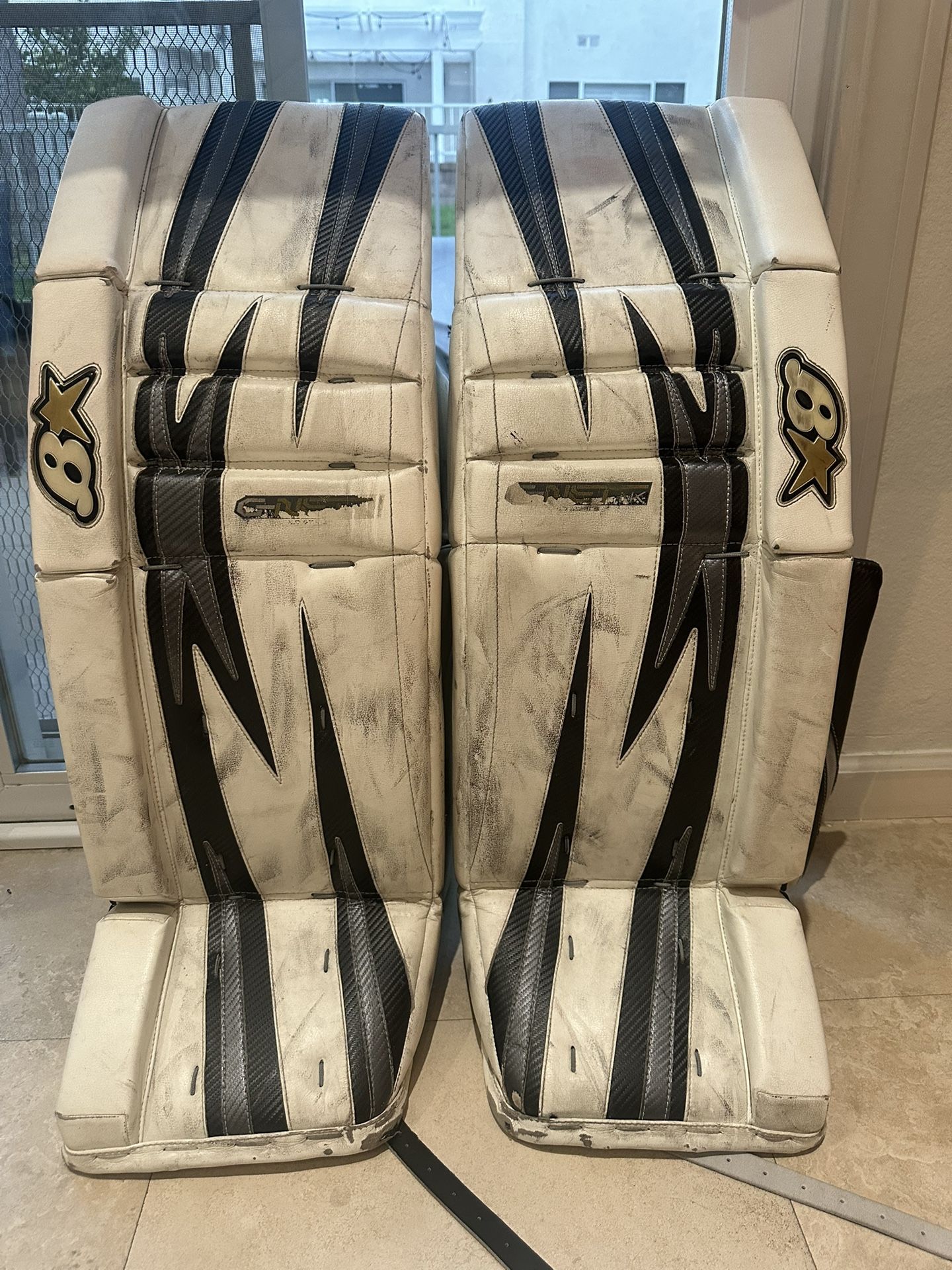 Brians Goalie Pads 36+1