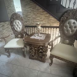 Living Room With Dinning Room Set