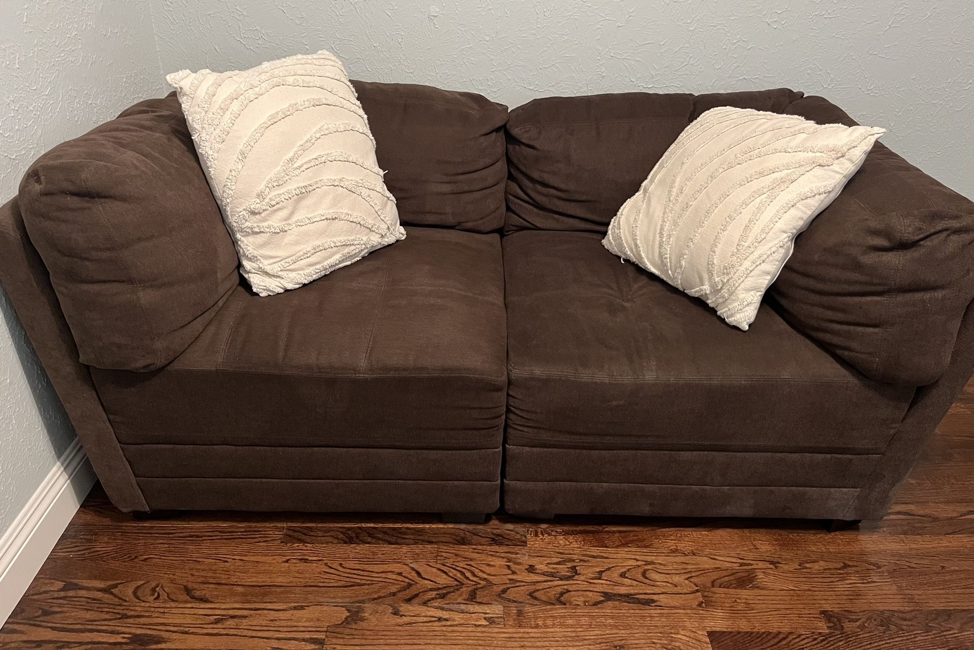 Small Couch / Loveseat