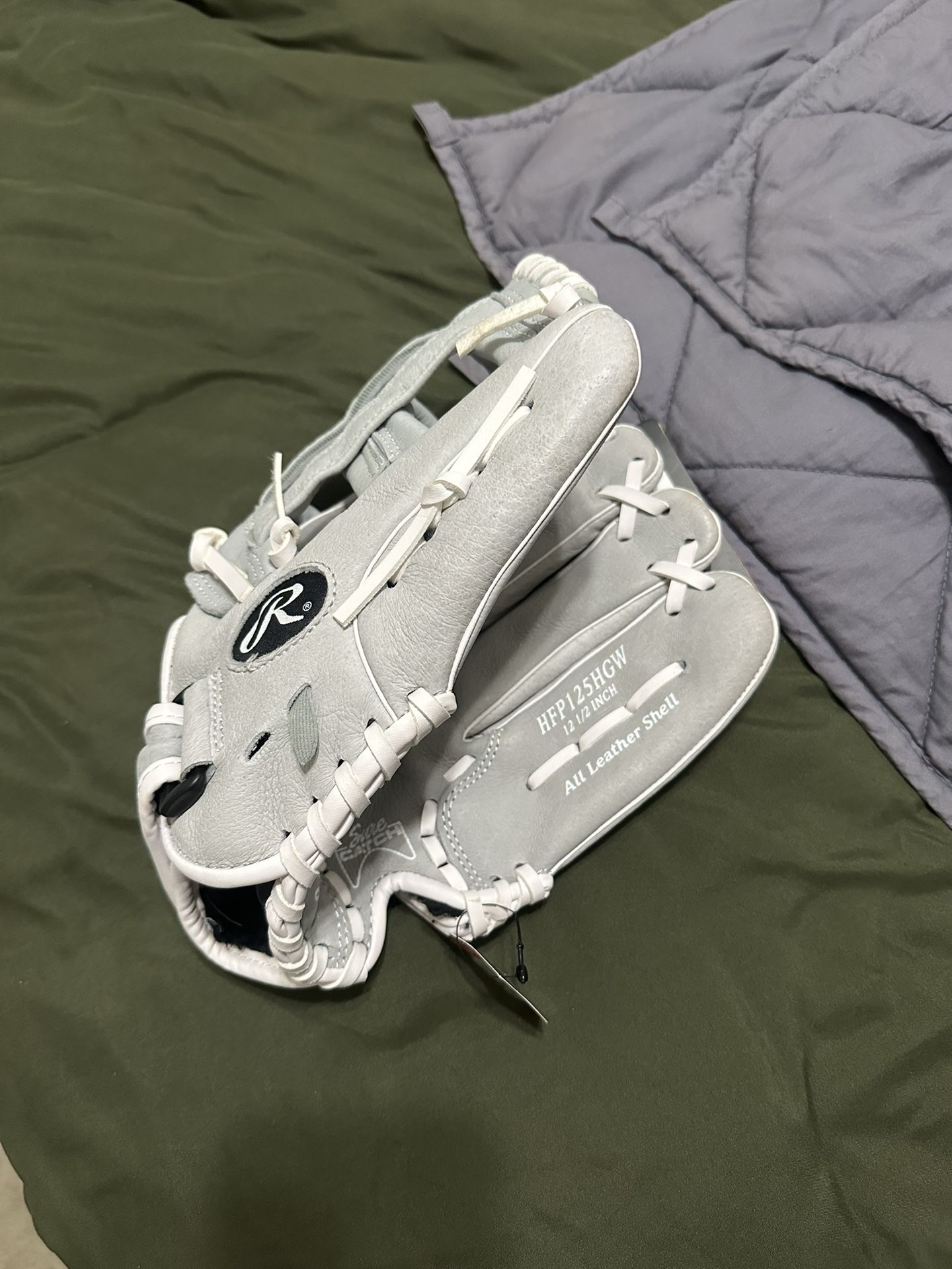 Rawlings Softball Glove