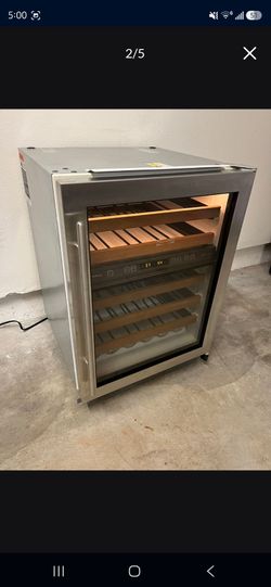 Wine cooler subzero