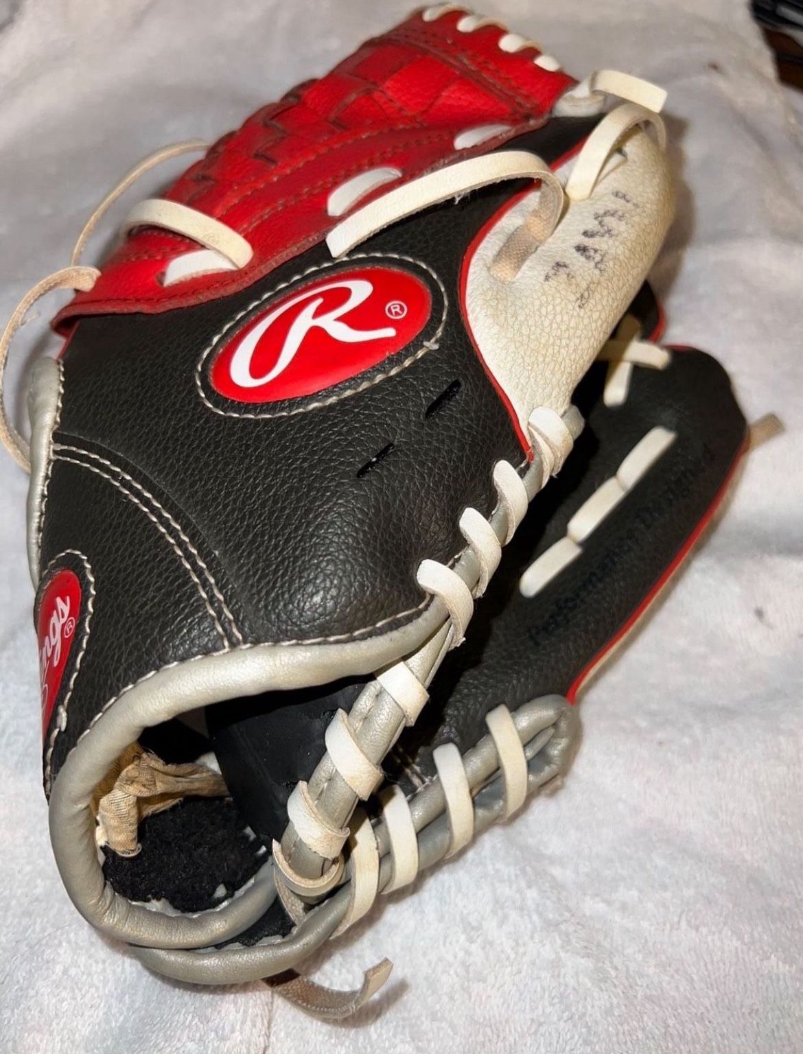 Baseball Glove Rawlings 10”