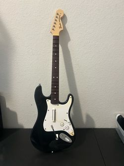 Xbox One Rock Band 4 Fender Stratocaster Wireless Guitar