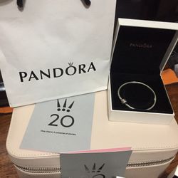 New Pandora 2020 Limited Edition 12 Charms And Bracelet 
