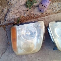2007 Chevy Yukon Front Lights