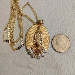 Virgen De Guadalupe En Oro Laminado.           