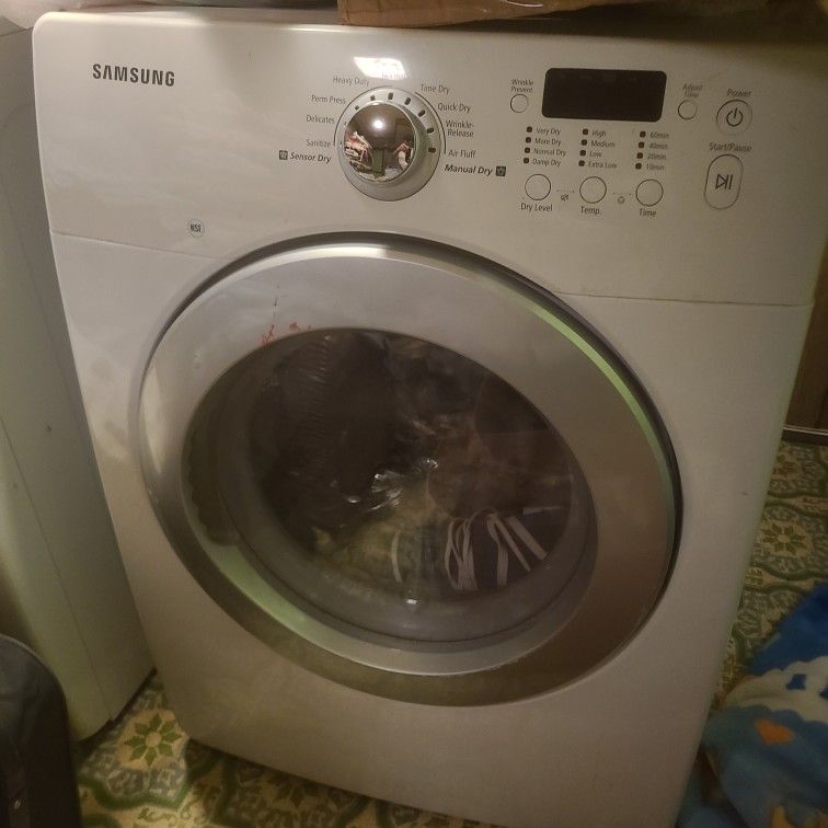 Samsung Front Loaded Dryer In Perfect Order/condition